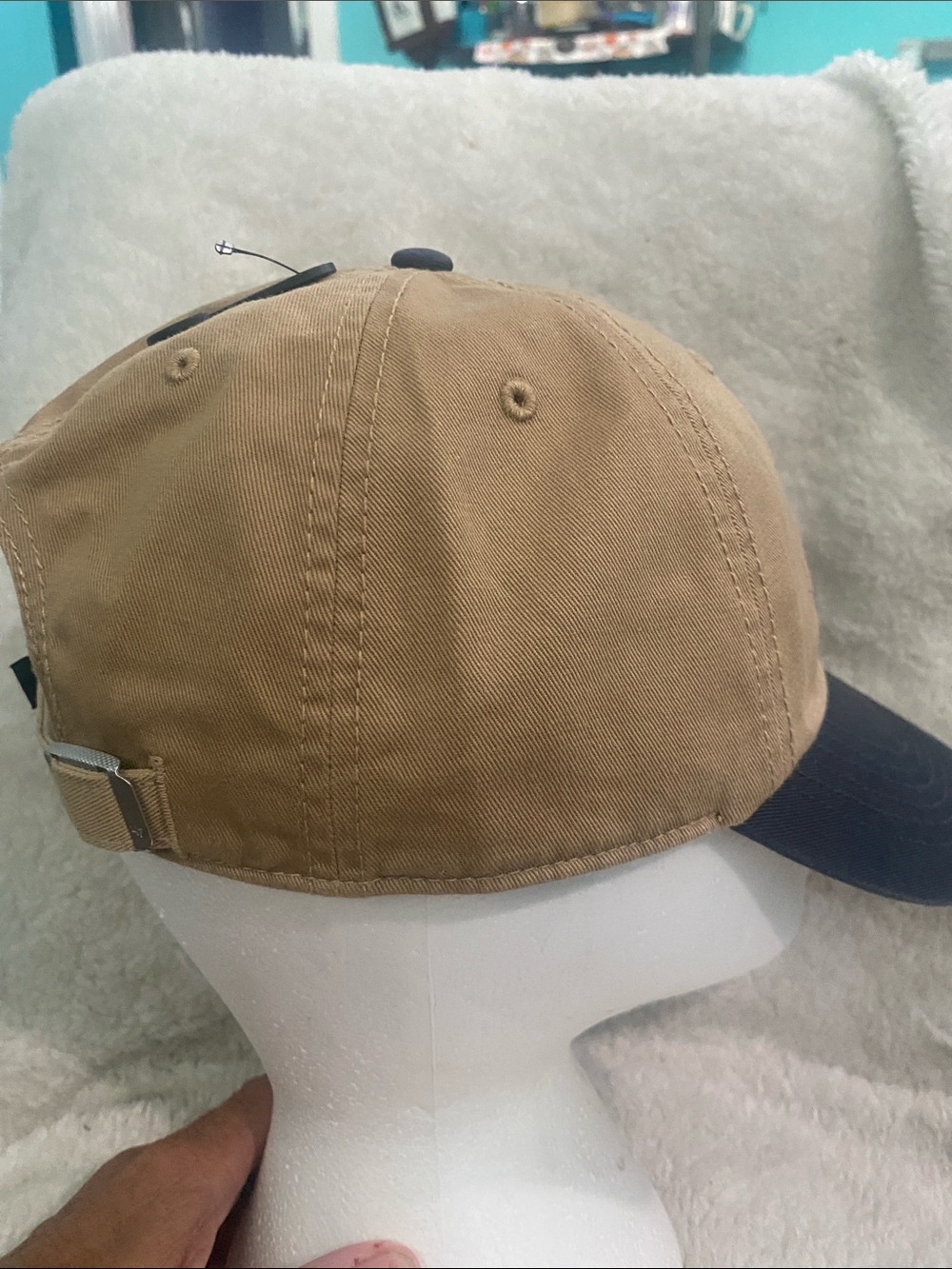 🆕⚾️47  New York Yankees Clean Up Adjustable Hat - Khaki & Navy - Picture 4 of 7